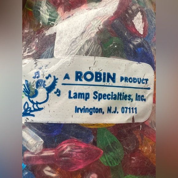 A Robin Product- Ceramic Christmas Tree Replacement Plastic pieces-‎ Multicolor - Picture 3 of 3